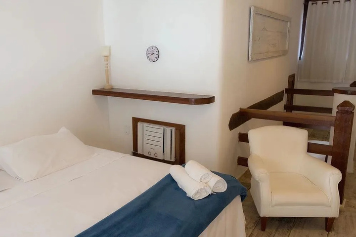 Room 5 of 21