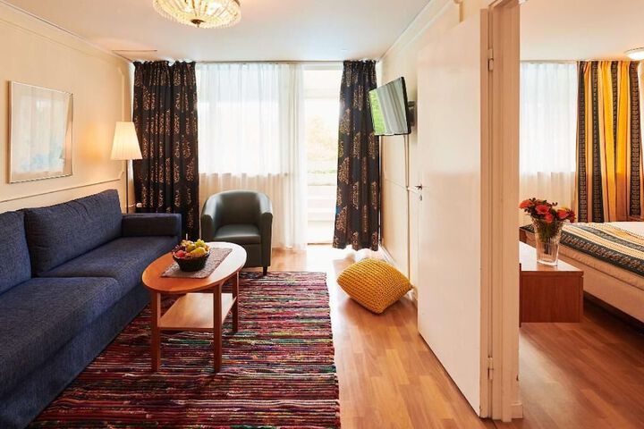 Room 5 of 47