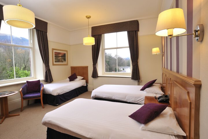 Room 8 of 65