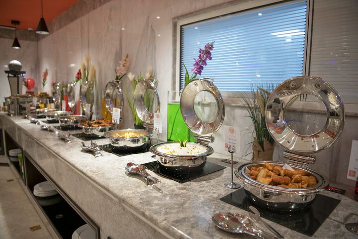 Dining 64 of 84