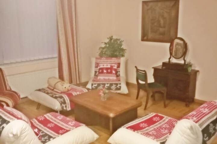 Room 21 of 52