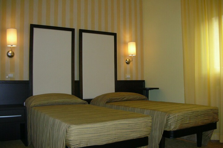 Room 7 of 53