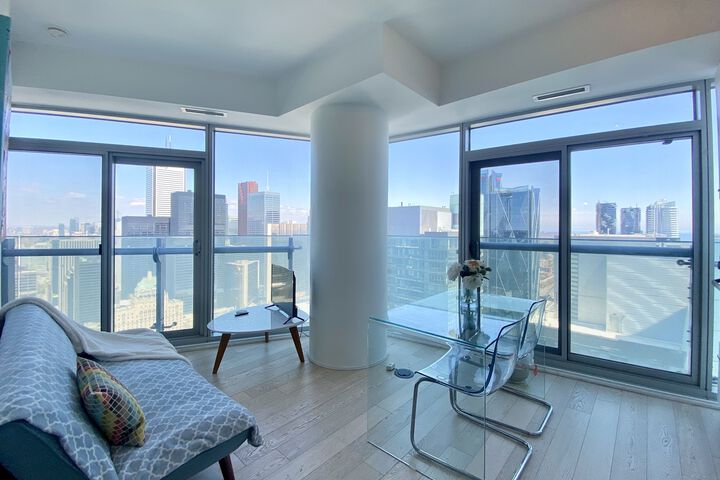 Waterfront York Suites