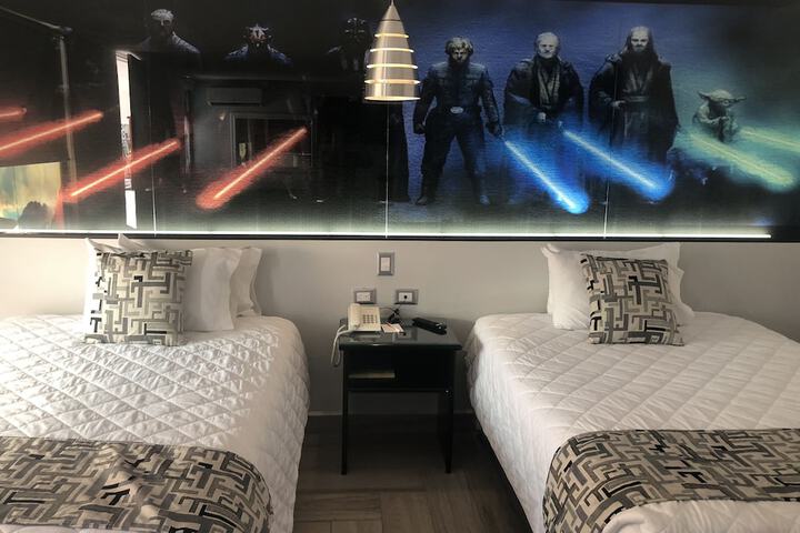 Room 17 of 95