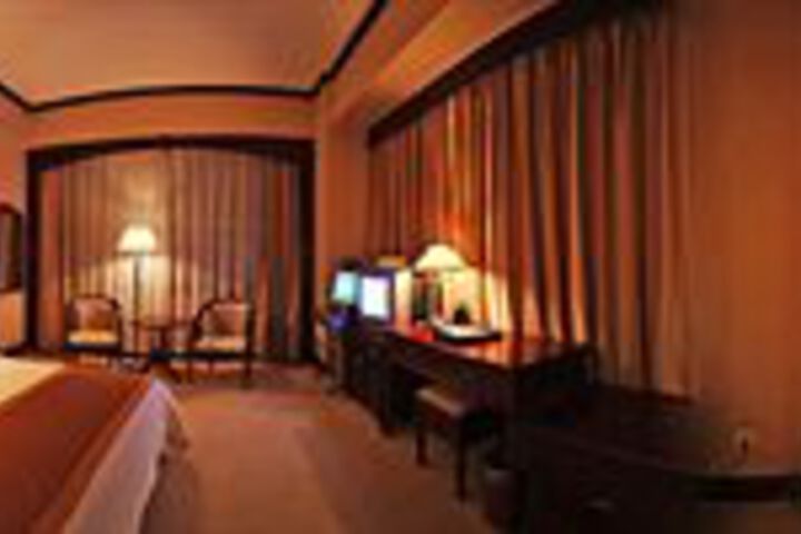 Room 7 of 23