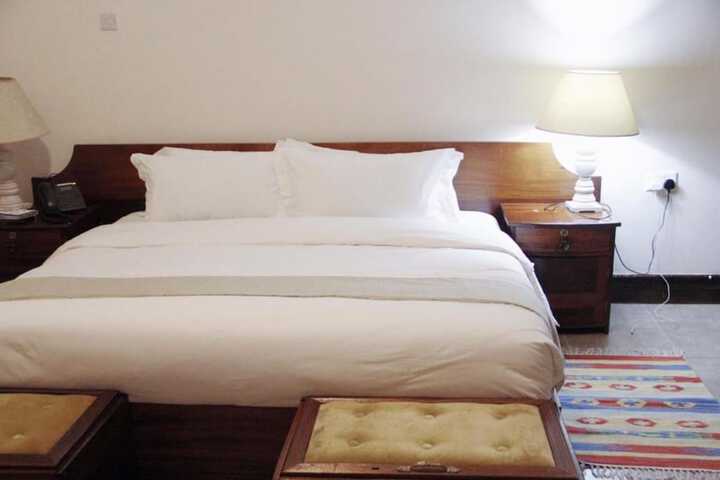 Room 2 of 11