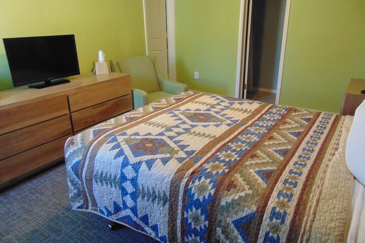 Room 12 of 64
