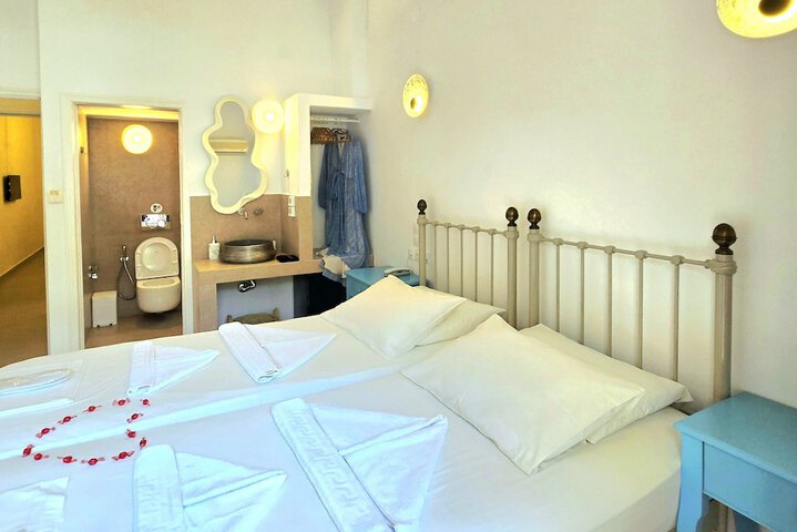 Room 64 of 148