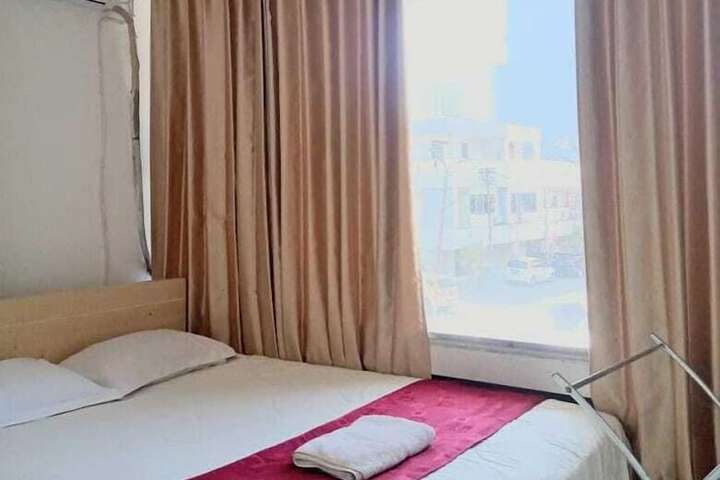 Room 15 of 21