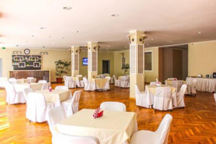 Ballroom/Hall 2 of 52