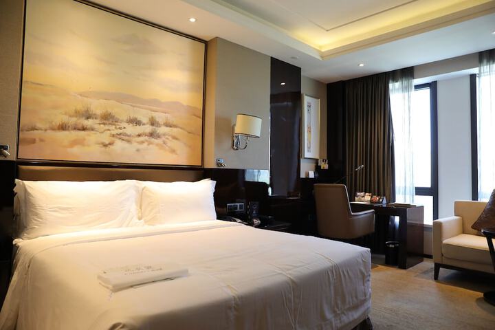 Room 25 of 129