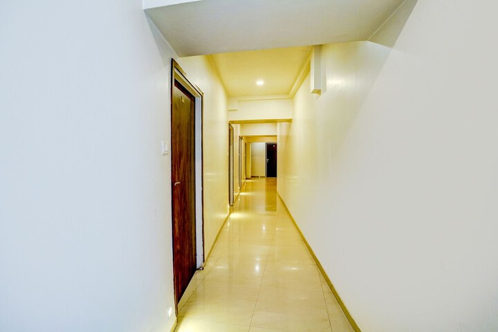 Hotel Interior 4 of 33