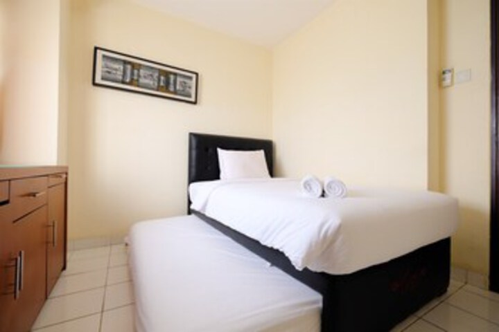 Room 15 of 18