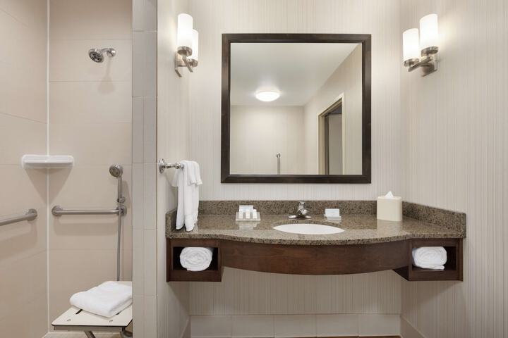 Bathroom shower