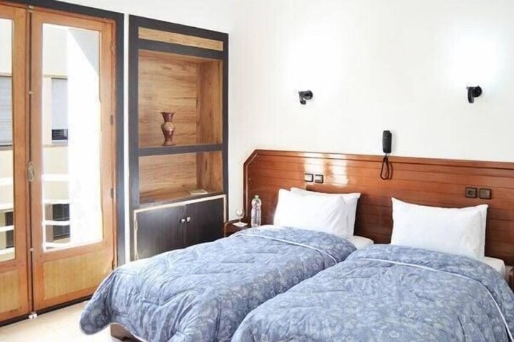 Room 6 of 22