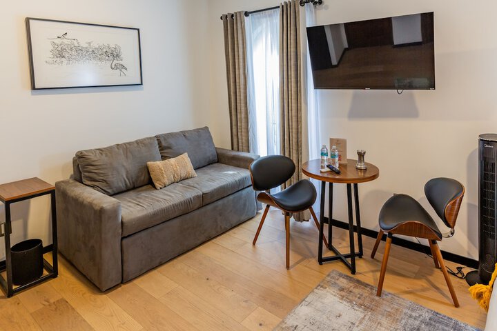 Room 55 of 329