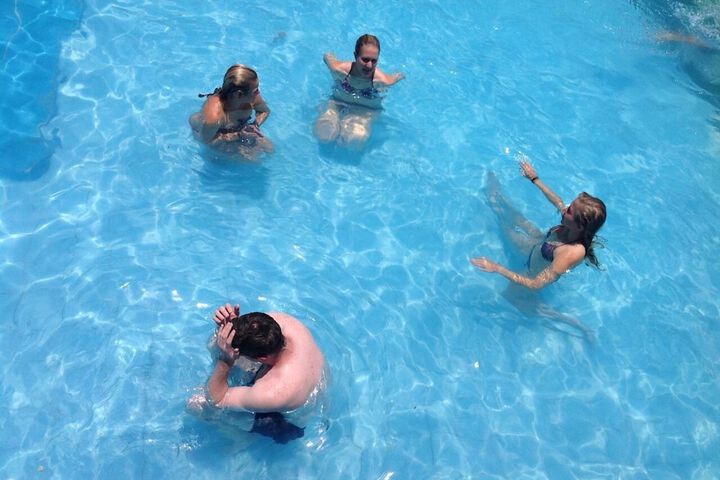 Pool 24 of 34