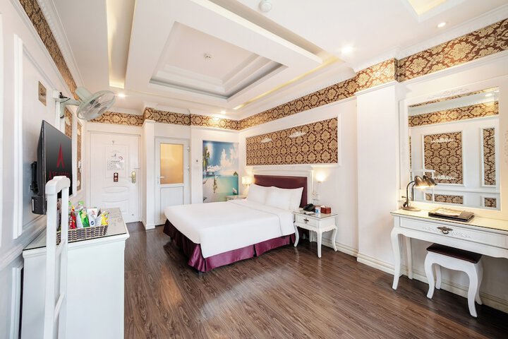 Room 7 of 22