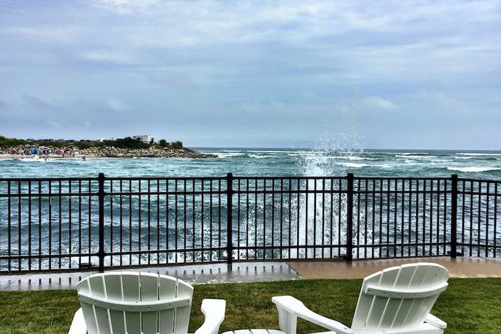 Marginal Way House Hotel