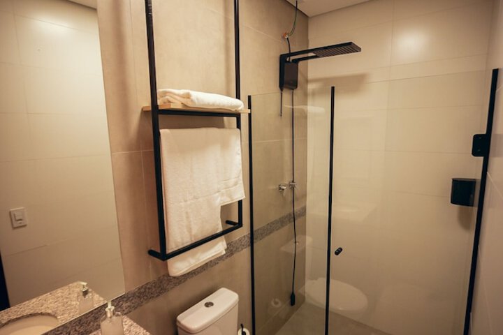 Room 8 of 17