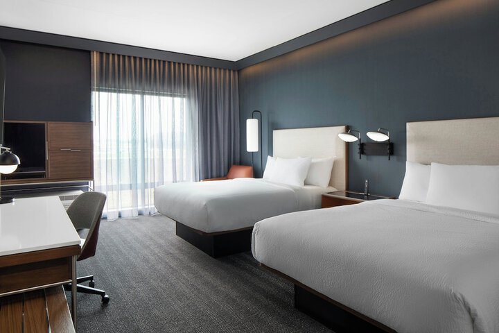 Room 5 of 25