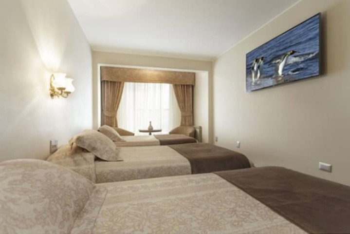 Room 15 of 49