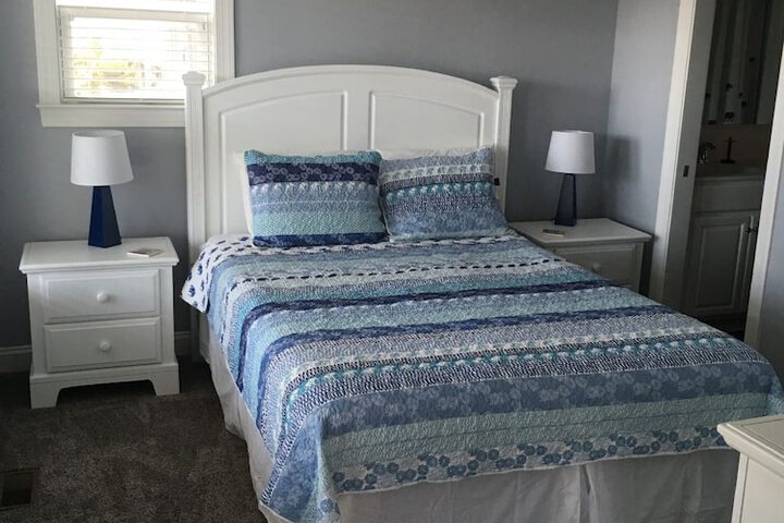 Room 7 of 48