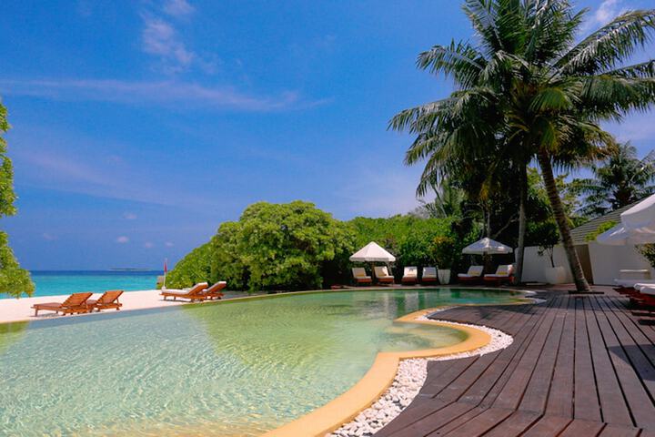 Pools & Facilities