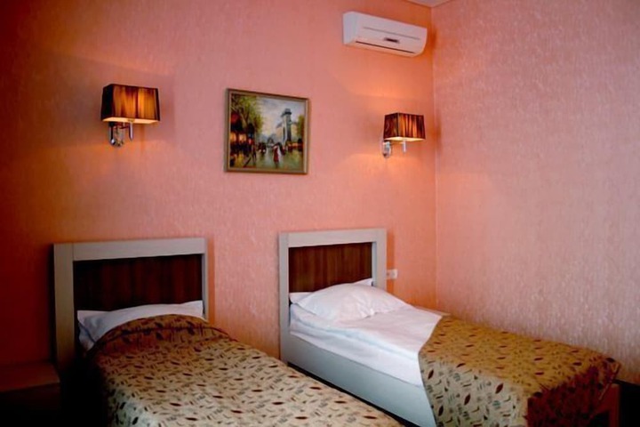 Room 3 of 11