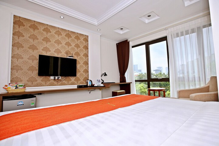 Room 19 of 54