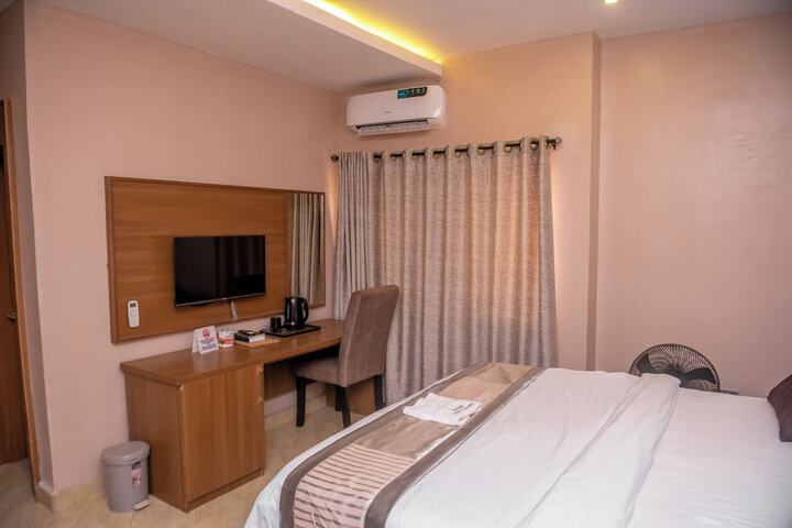Room 5 of 51