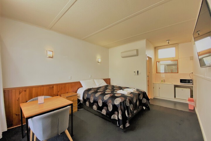 Room 5 of 34