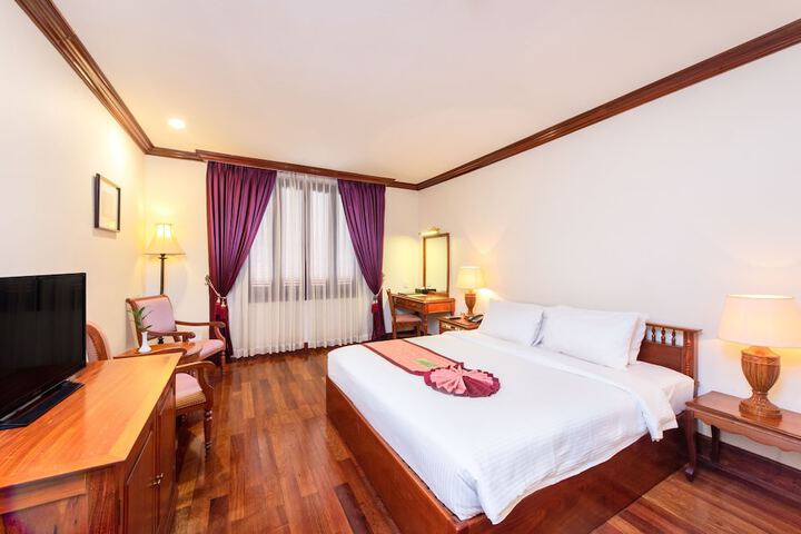 Room 10 of 75