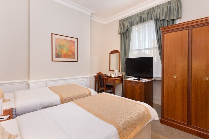Room 16 of 58