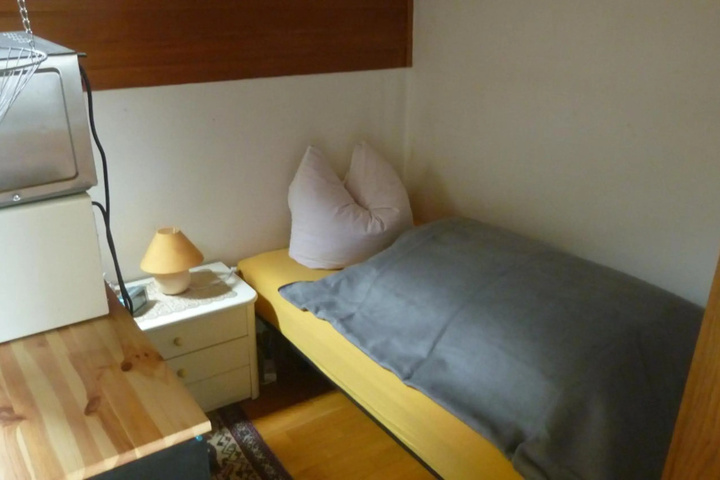 Room 2 of 12