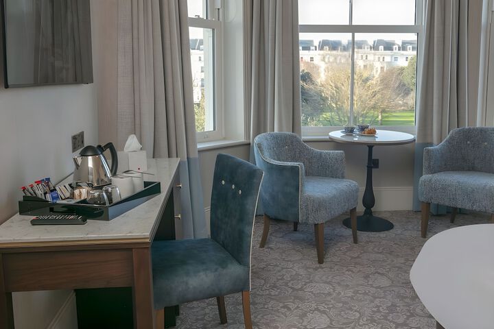 Room 14 of 192