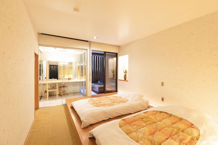 Room 13 of 50