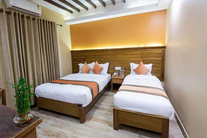 Room 3 of 18