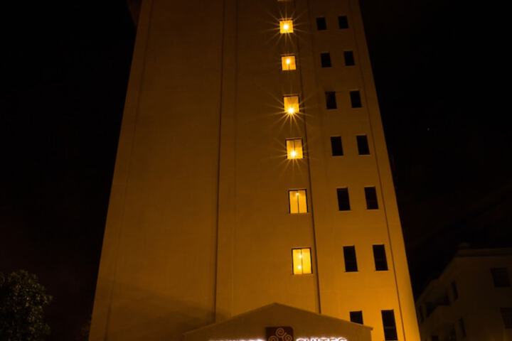 Hotel 2 of 53