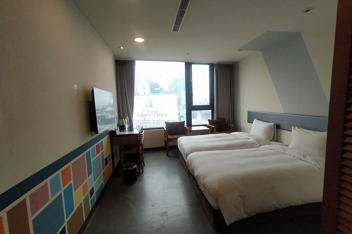 Room 16 of 68