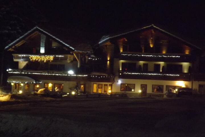 Hotel 43 of 44