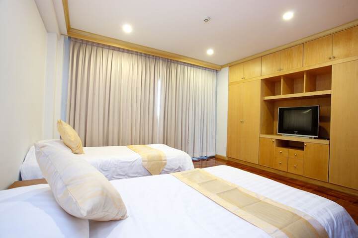 Room 9 of 67
