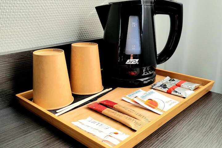 Breakfast/Coffee Service 13 of 45