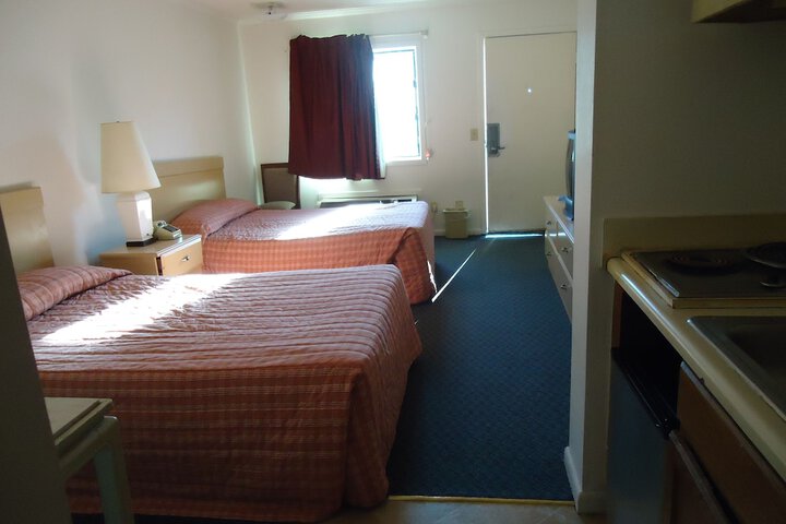 Room 8 of 20
