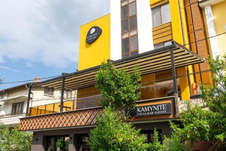 Хотел Камъните
