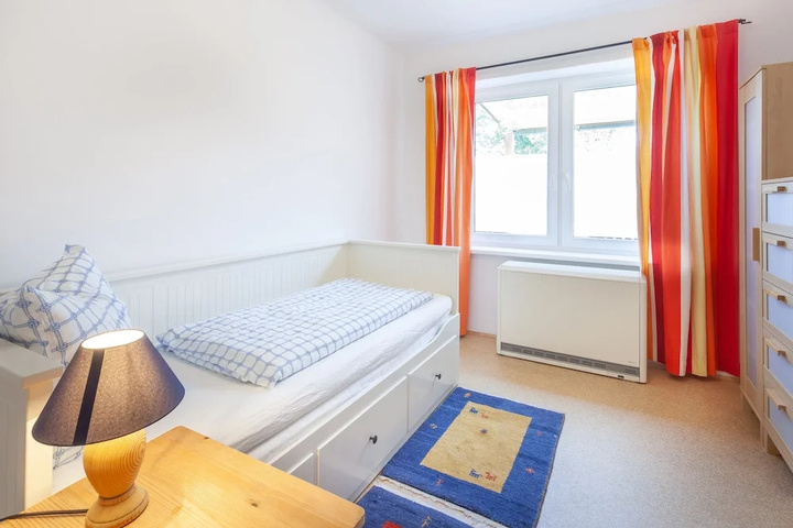 Room 5 of 23