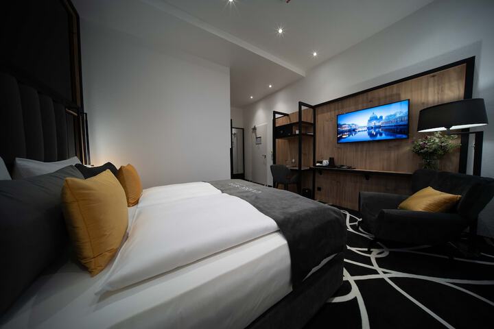 Room 15 of 56