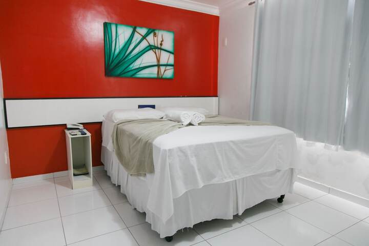 Room 3 of 21