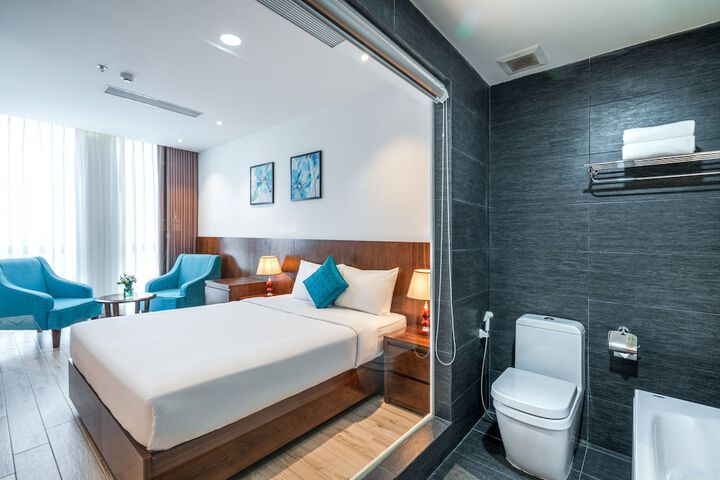 Room 10 of 55