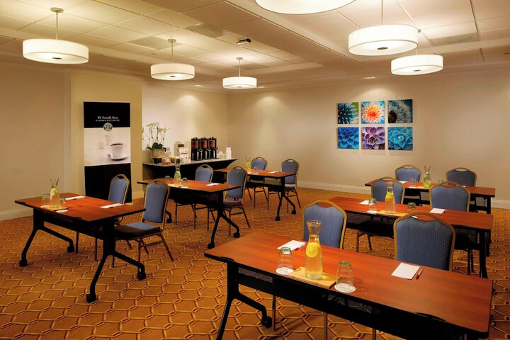 Meeting facility